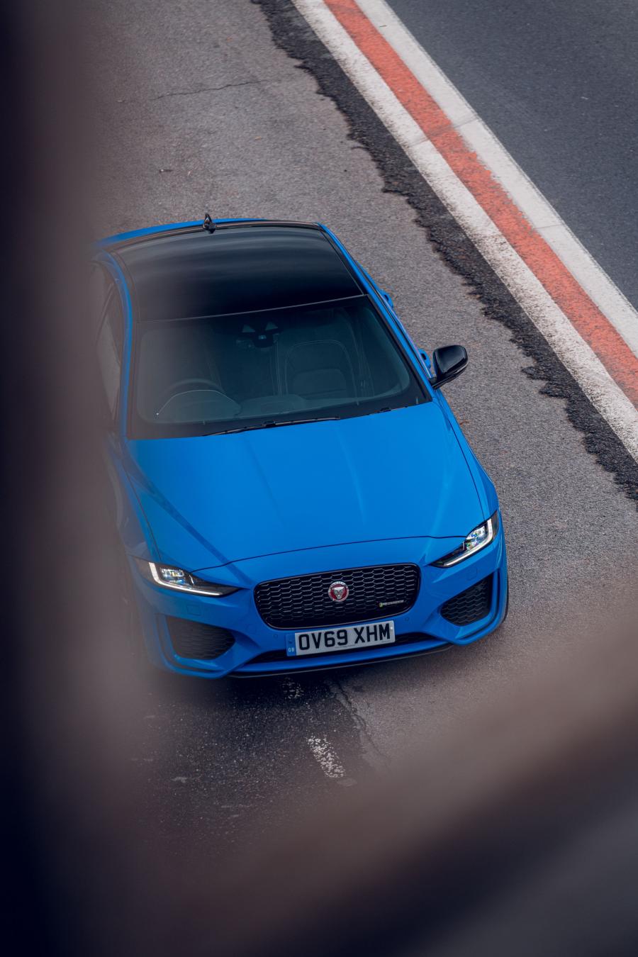  Jaguar XE R-Dynamic Reims Edition 2020 года  (UK) (фото 61 из 84)